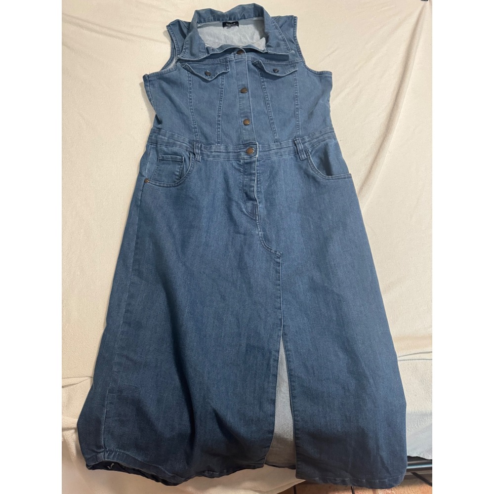 Bebe Blue Denim Sleeveless Maxi Dress Button Front Collared Front Slit Wash
